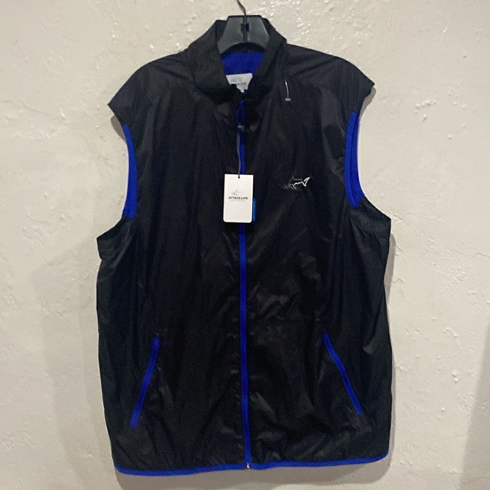 Attack life brand black blue nylon vest. Size XL NWT